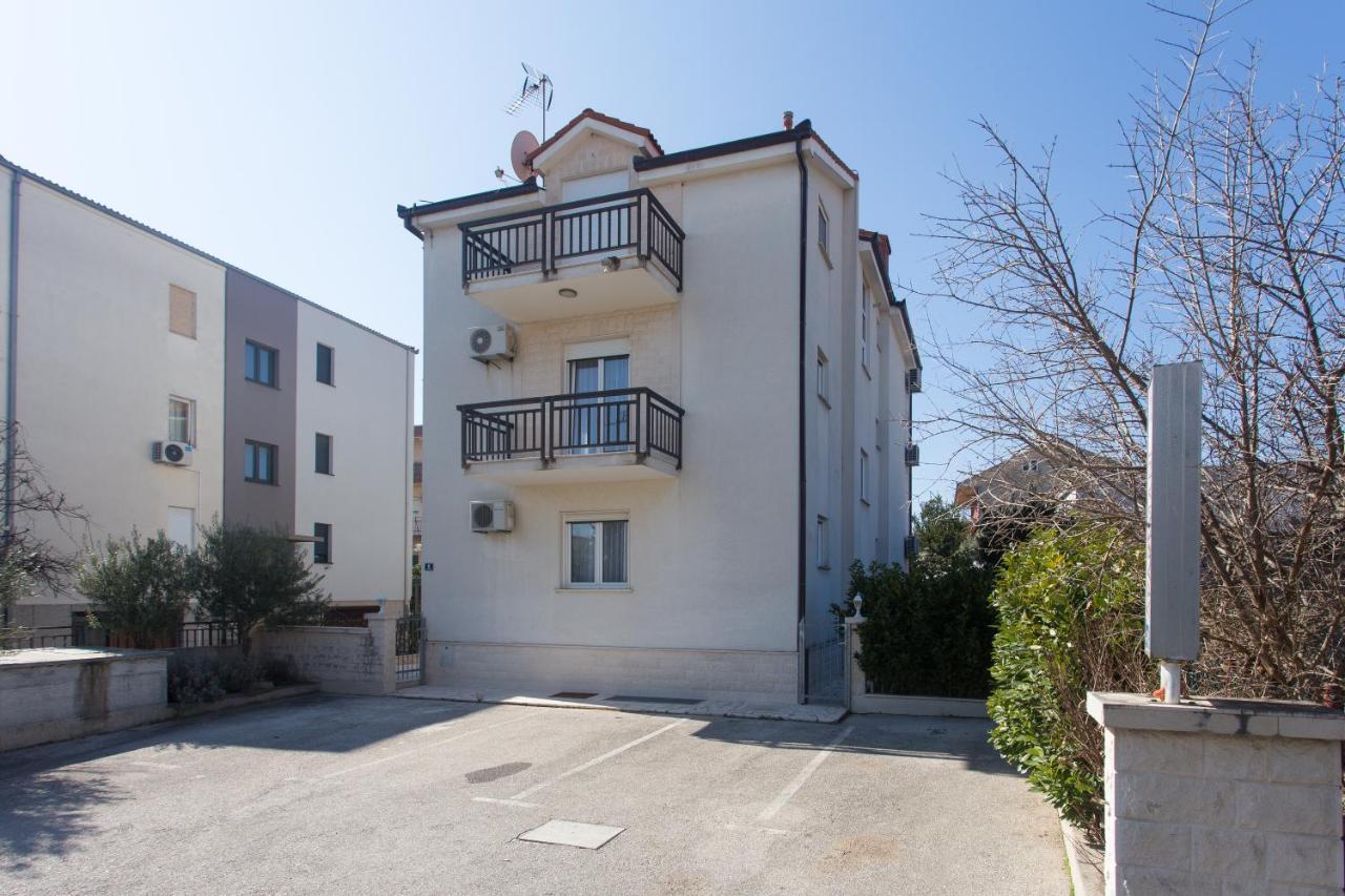 Kaštela Apartments Villa Japeri מראה חיצוני תמונה